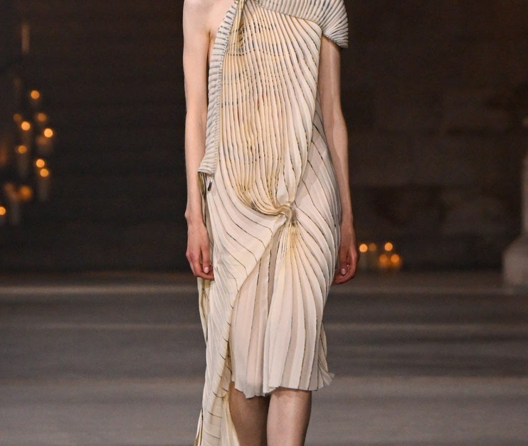 Victoria Beckham Spring 2027 Ready-to-Wear Collection