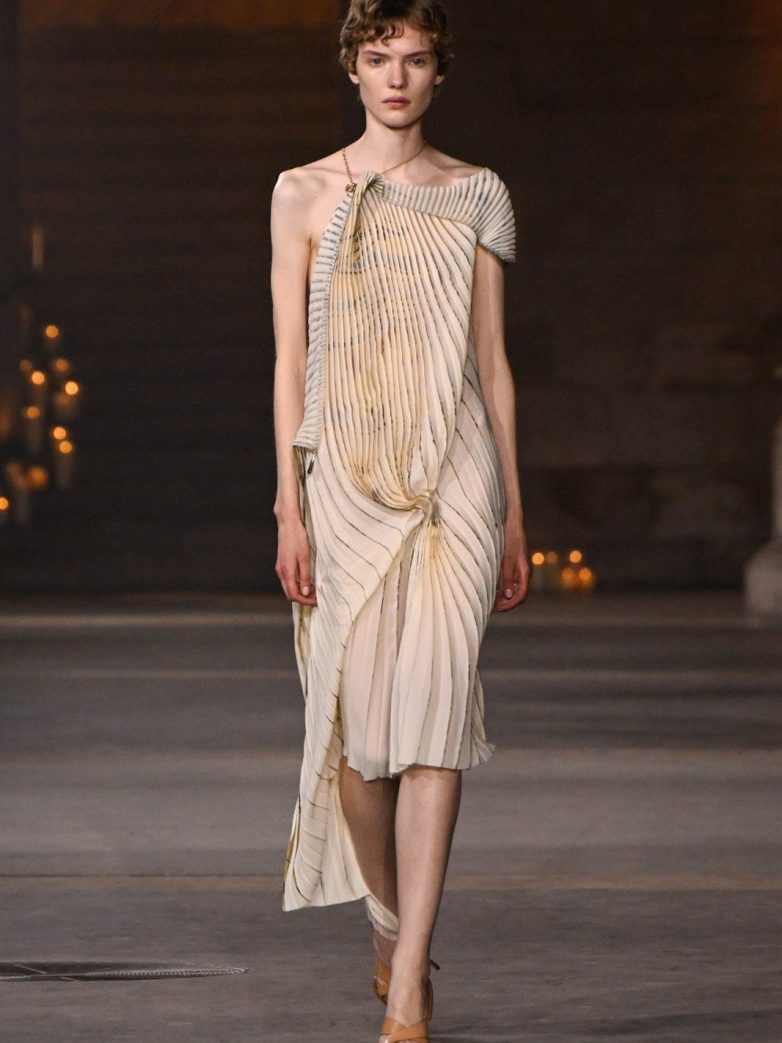 Victoria Beckham Spring 2027 Ready-to-Wear Collection